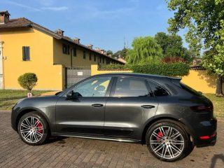 Porsche Macan S