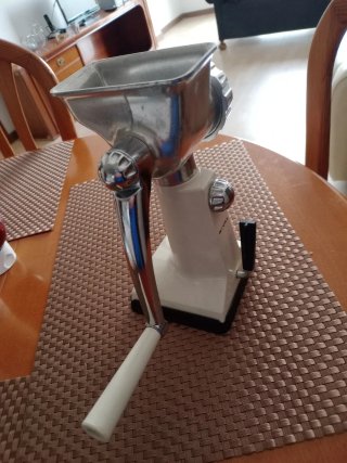 Picadora de carne manual Rival
