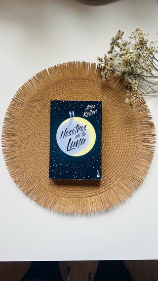 Nosotros en la luna