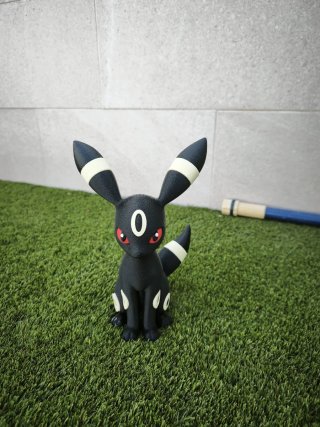 Figura Umbreon Pokémon 3D