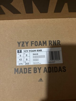 Yeezy Foam Runner MX Cinder.