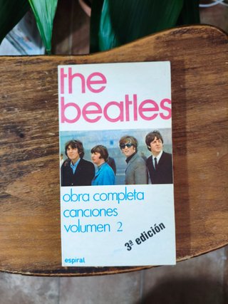 Lote Coleccionista The Beatles (7 Libros/Revistas)