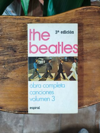 Lote Coleccionista The Beatles (7 Libros/Revistas)