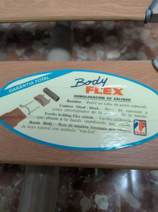 Cama articulada 90 con colchón.