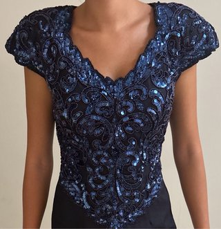 Vestido Alta Costura Negro y Azul