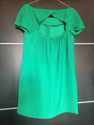 Vestido verde manga corta
