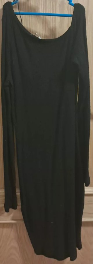 Vestido negro manga larga