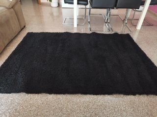 Alfombra grande negra rectangular
