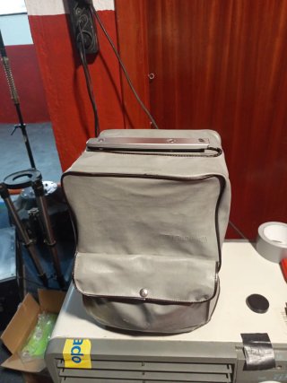 Proyector Super 8 Elmo Beige/Gris