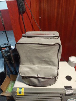 Proyector Super 8 Elmo Beige/Gris