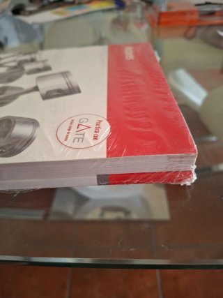 Libro Motores y cuaderno de prácticas Macmillan