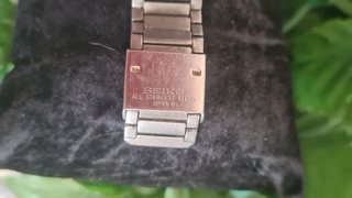 Reloj Seiko Quartz LC Digital