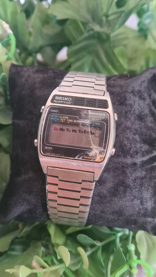 Reloj Seiko Quartz LC Digital
