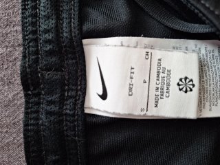 Tuta Nike nera