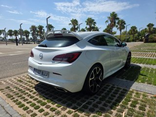 Opel Astra 2013