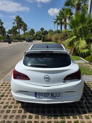Opel Astra 2013