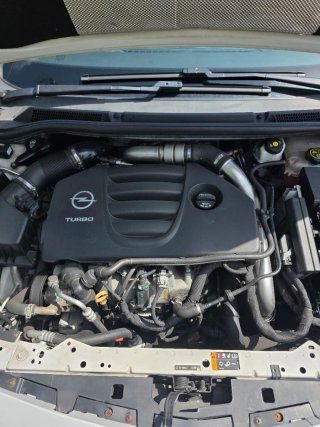 Opel Astra 2013