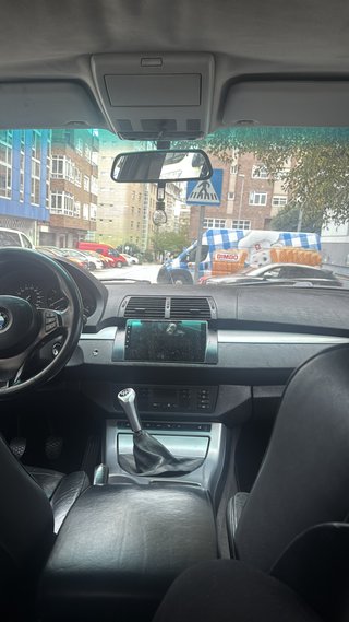 BMW X5 3.0 MANUAL