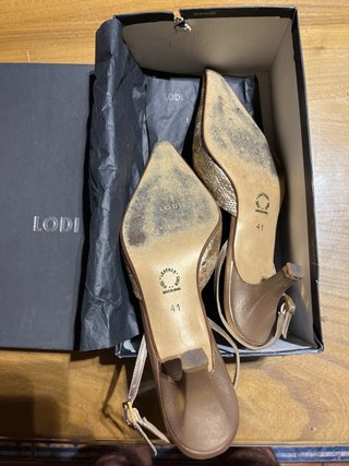 Zapatos de tacón LODI dorados