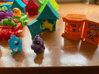 Zomlings In The Town Serie 4