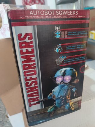 Robot control remoto Hasbro - Transformers Autobot