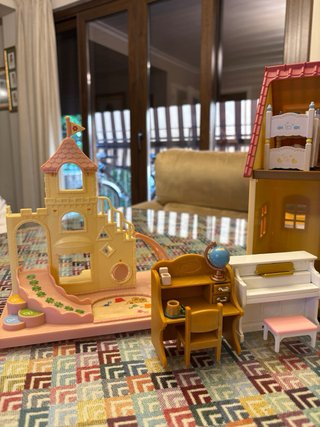 Sylvanian Families Casa y Figuras