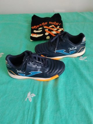 Botas futbito niño/a azul Joma