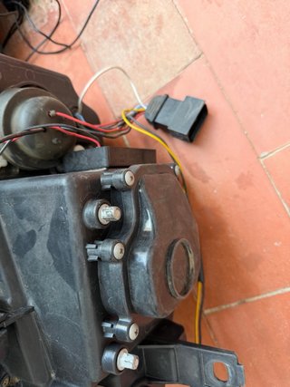 Faros Delanteros LED  Ojos de angel con fondo negr