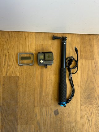 GoPro HERO Cámara + Palo Selfie + Cargador