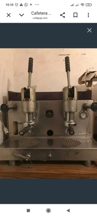 Cafetera antigua doble palanca