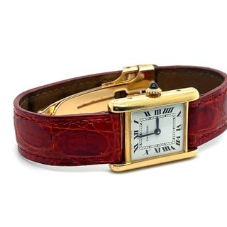 Cartier Tank Louis Oro y Piel Roja