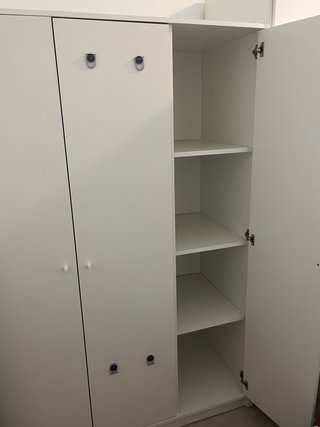 Armario IKEA KLEPPSTAD 3 puertas color blanco