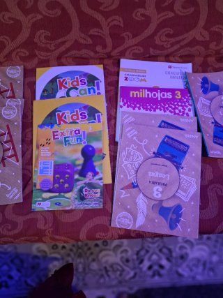 Libros de lengua se venden en 150$ de tercero todo