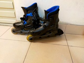 Patines en línea y protecciones Boomerang