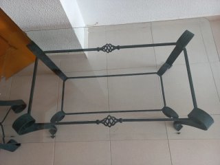 Mesa centro forja y cristal
