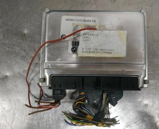 7789553 centralita motor bmw serie berlina 452346