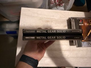 Metal Gear Solid PS1 Konami