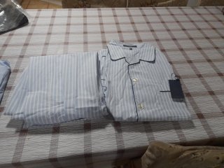 Pijama rayas Lester azul y blanco