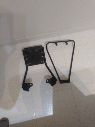 Soporte Baúl Suzuki GSR