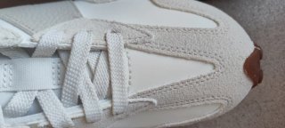 Zapatillas New Balance 327 Mujer Beige/Blanco