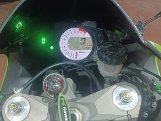 Kawasaki ZX10R Verde