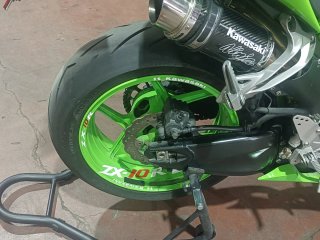 Kawasaki ZX10R Verde