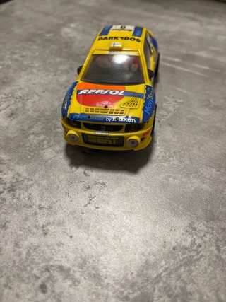 Coche Scalextric SEAT