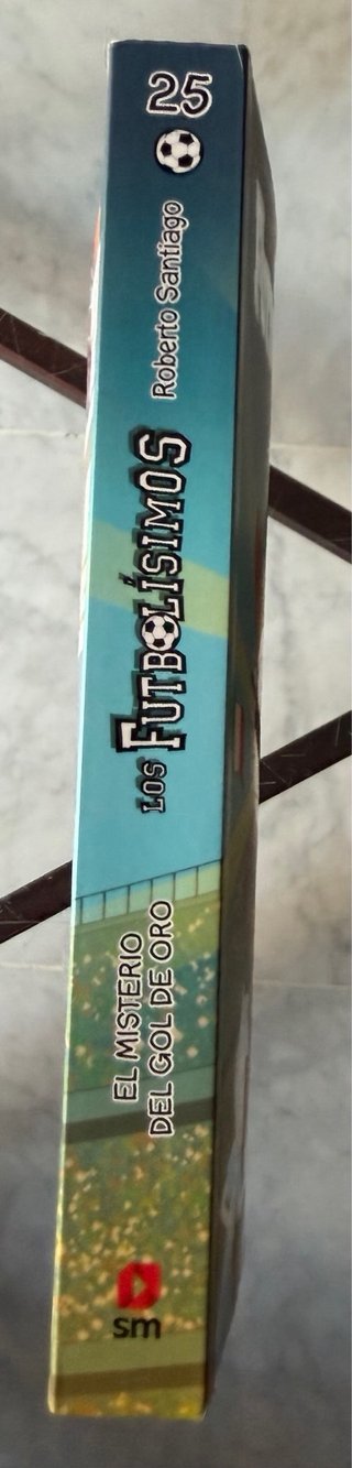 Libro Los Futbolisimos 25