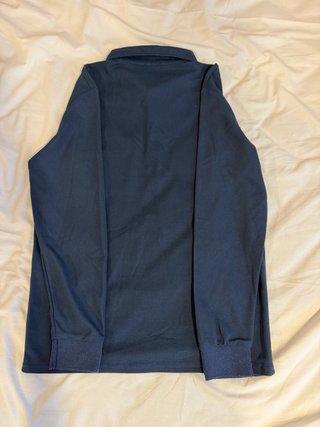 Polo Shein manga larga azul