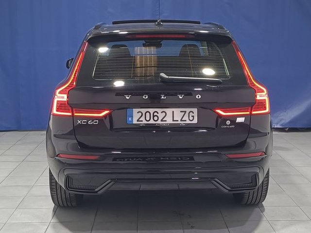 Volvo XC60 2.0 T6 AWD Recharge Plus Dark Auto