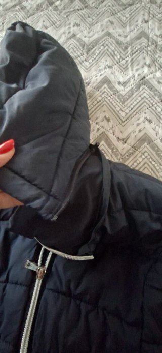 Chaqueta de niña acolchada, con capucha,  talla 8