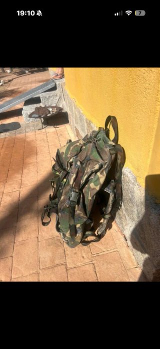 Mochila alta montaña camuflaje