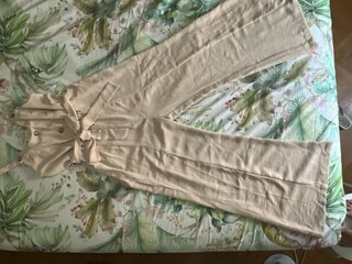 Mono de verano beige