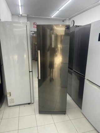 solo Nevera marca Samsung 6mess garantia